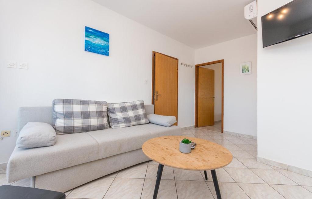 Apartments Mikulic Biograd Na Moru Exterior foto